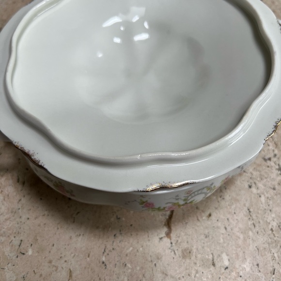 Old Abbey by Warwick 8” Round Covered Vegetable Bowl 1949 - Picture 7 of 8